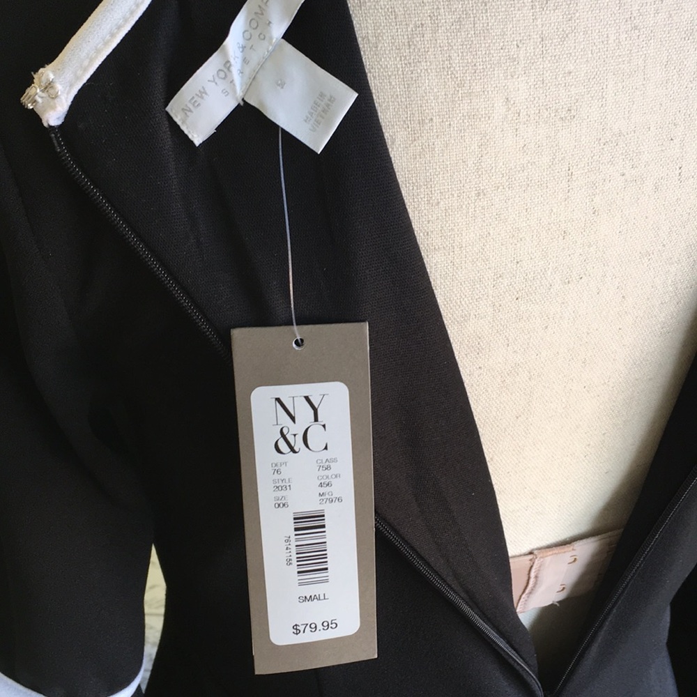 NWT high low bell sleeve black & white dress - Picture 6 of 8